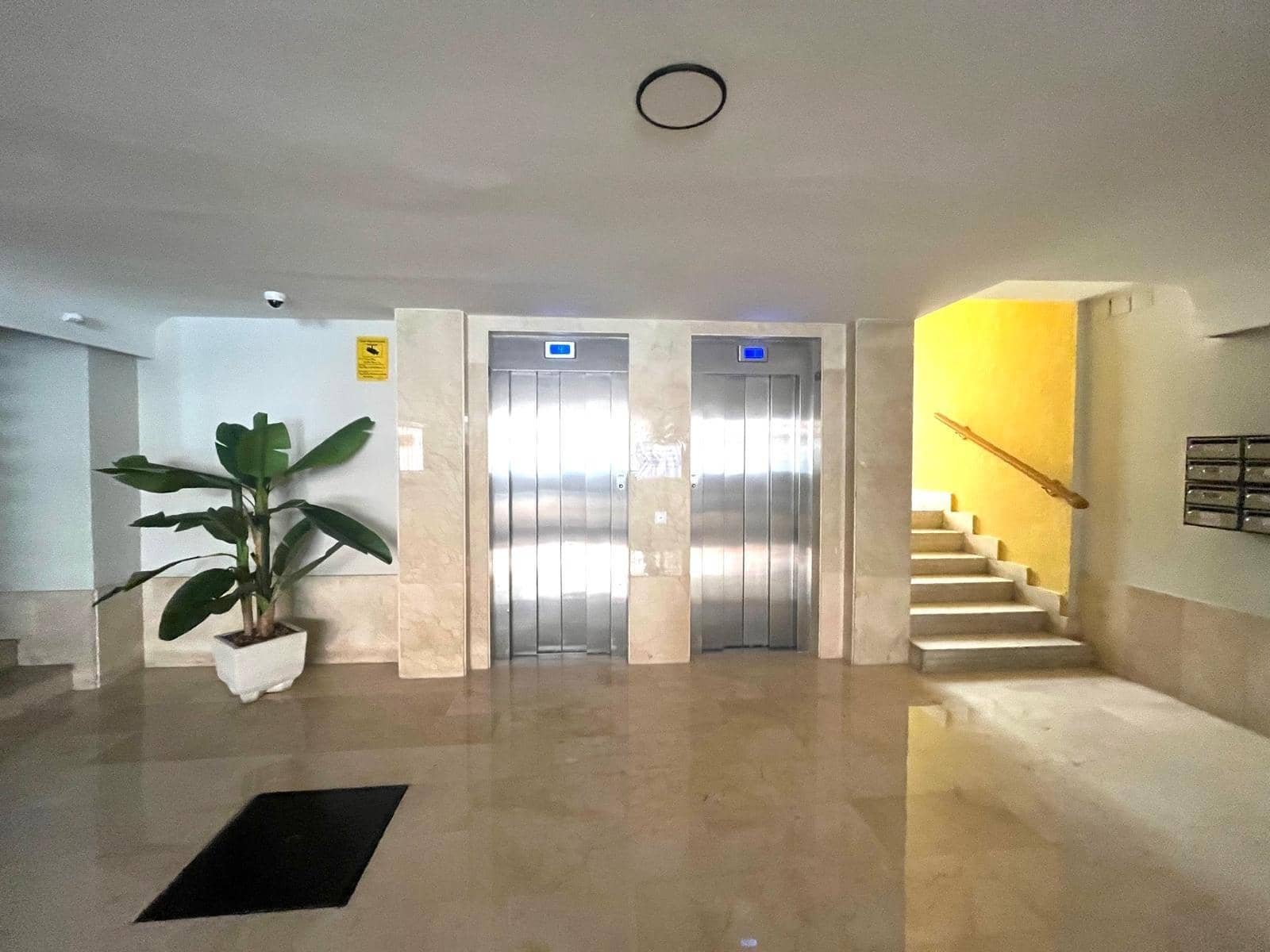 Piso de 3 habitaciones en Alicante / Alacant ciudad en venta - 235.000 € (Ref: 9631766)