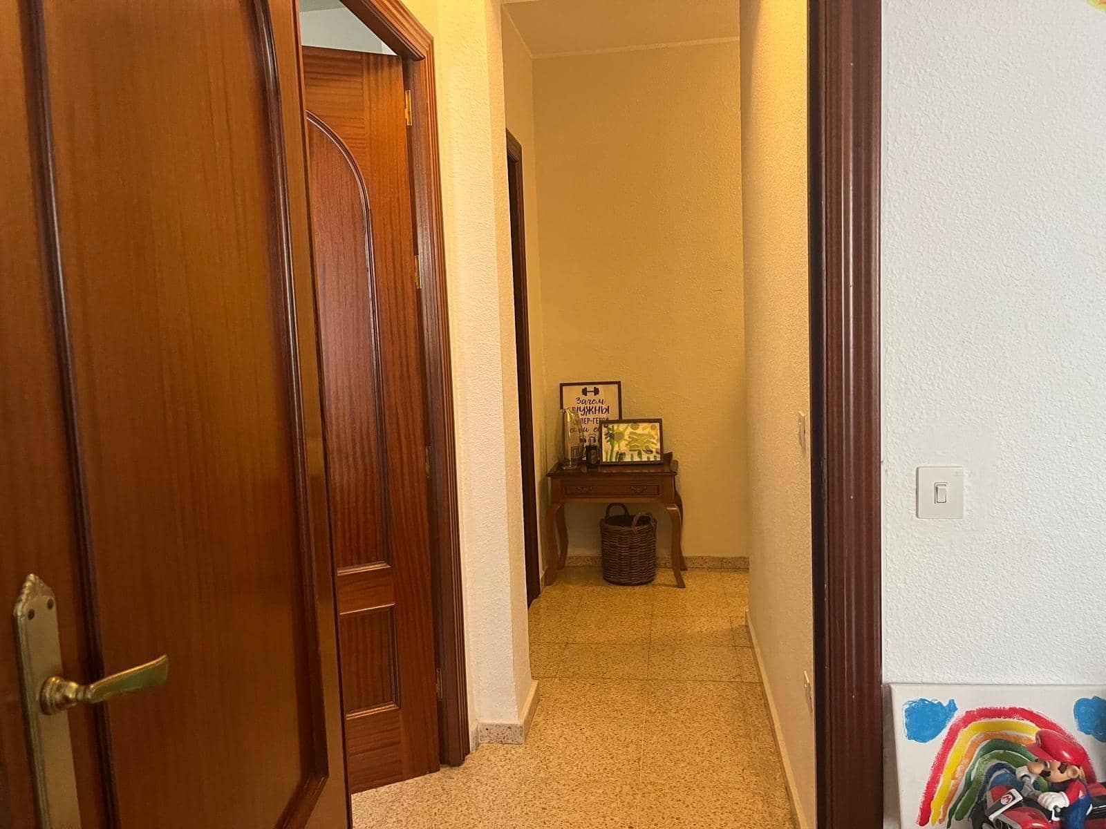 Piso de 3 habitaciones en Alicante / Alacant ciudad en venta - 235.000 € (Ref: 9631766)