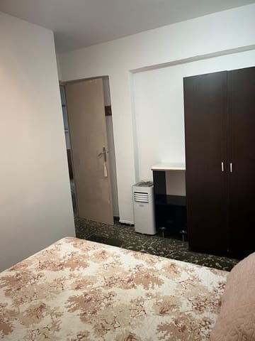 2 bedroom Flat for sale in Alicante / Alacant city - € 72,000 (Ref: 9631767)