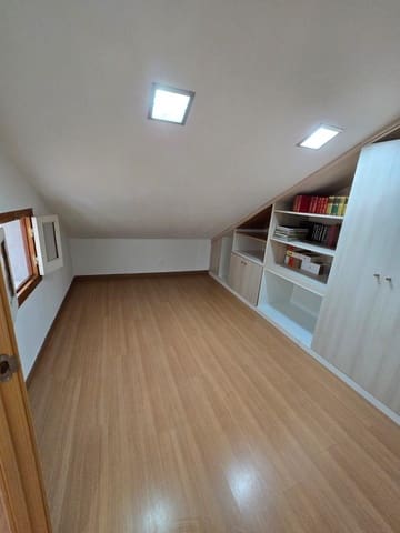 5 soverom Rekkehus til salgs i Playa de San Juan, Alicante by med svømmebasseng garasje - € 480 000 (Ref: 9631768)