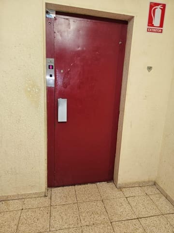 3 slaapkamer Flat te koop in Alicante stad - € 116.000 (Ref: 9634184)