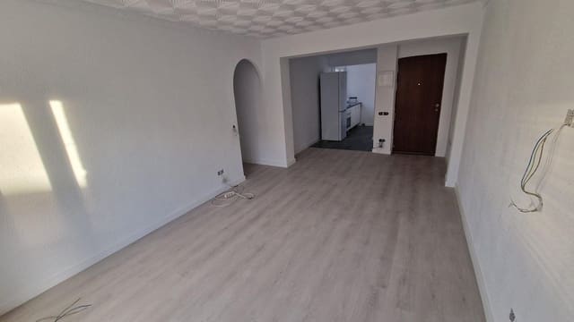 3 chambre Penthouse à vendre à Carolinas Altas, Alicante ville - 155 000 € (Ref: 9634186)
