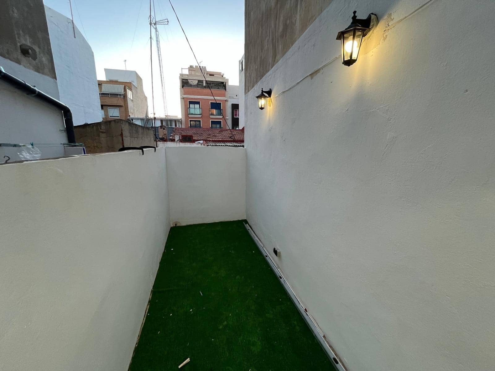 3 makuuhuone Asunto myytävänä paikassa Alicante kaupunki - 160 000 € (Ref: 9634187)