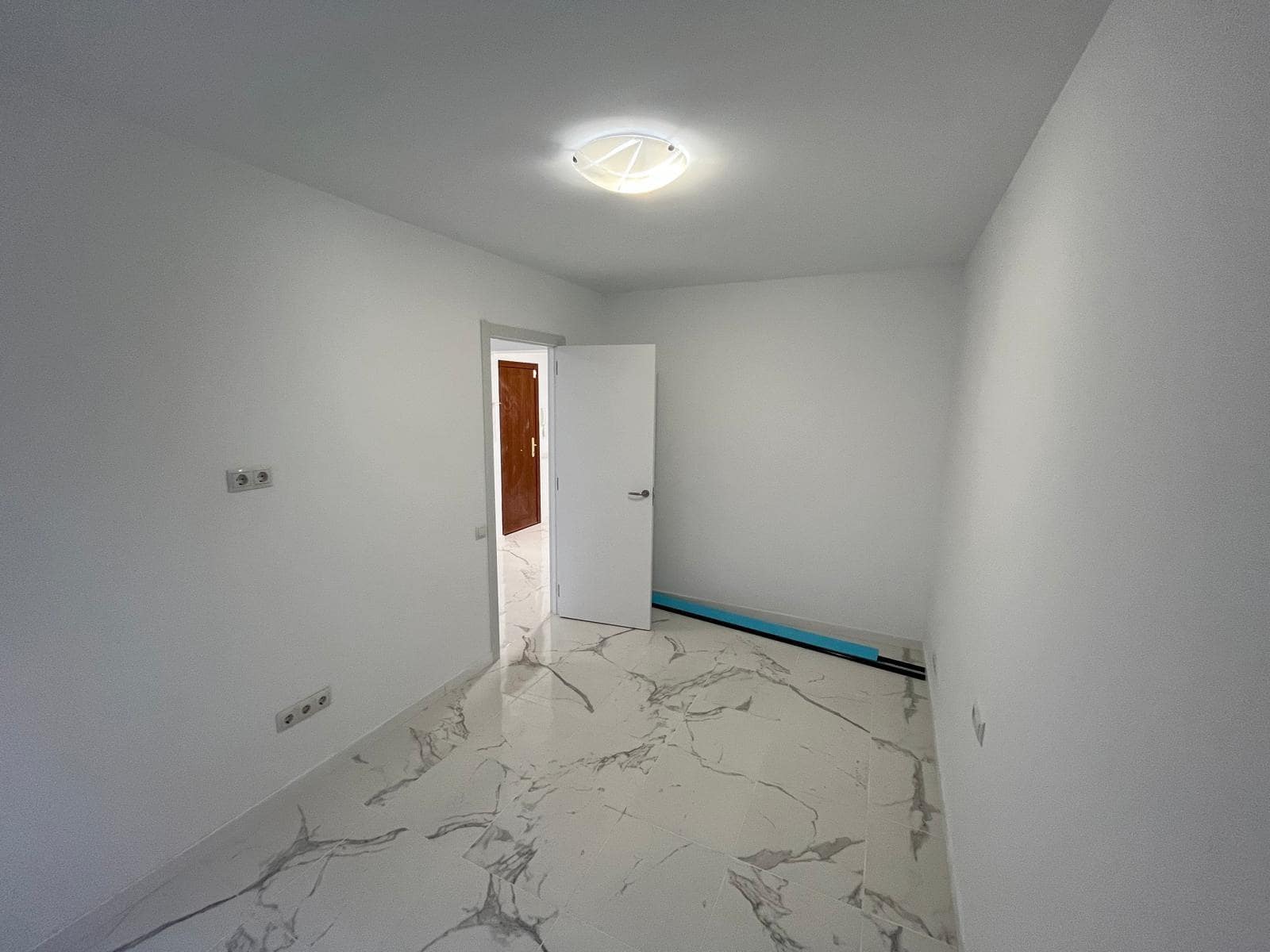 3 makuuhuone Asunto myytävänä paikassa Alicante kaupunki - 160 000 € (Ref: 9634187)