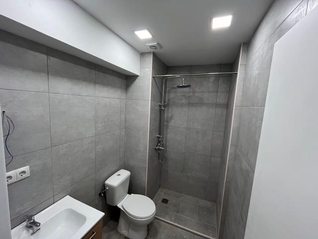 3 makuuhuone Asunto myytävänä paikassa Los Ángeles, Alicante kaupunki - 160 000 € (Ref: 9634187)