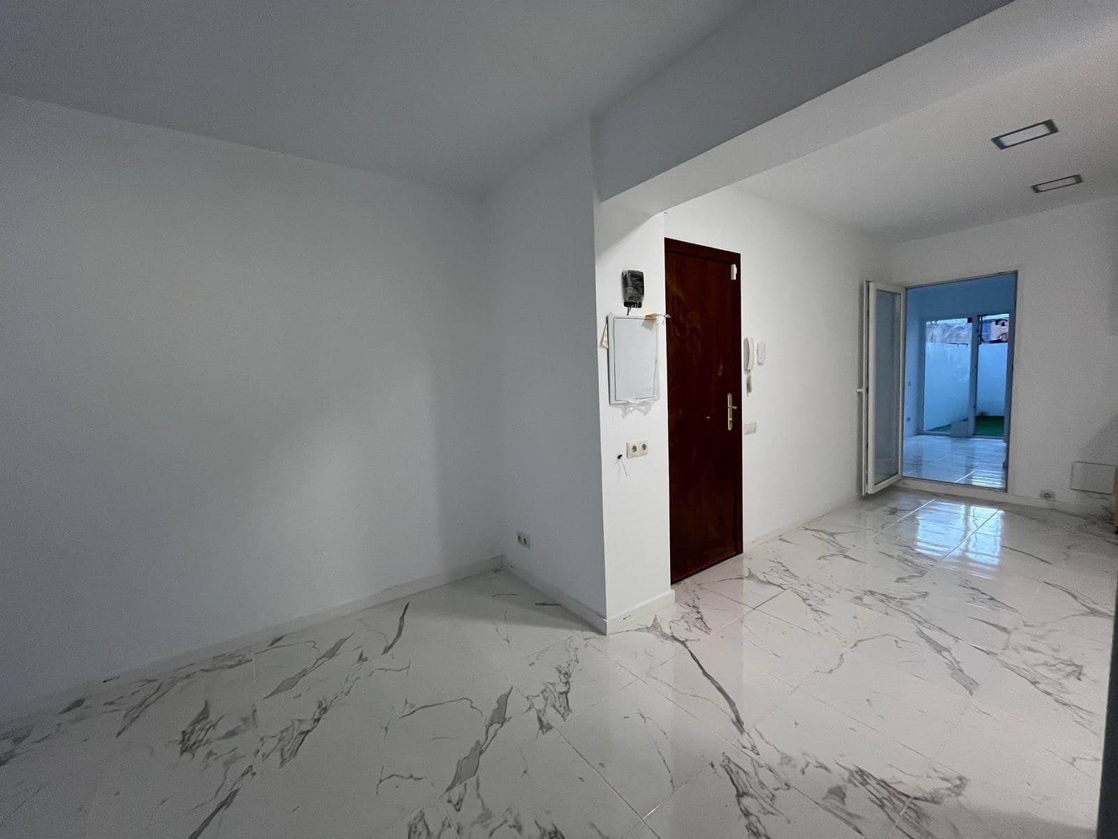 3 makuuhuone Asunto myytävänä paikassa Alicante kaupunki - 160 000 € (Ref: 9634187)