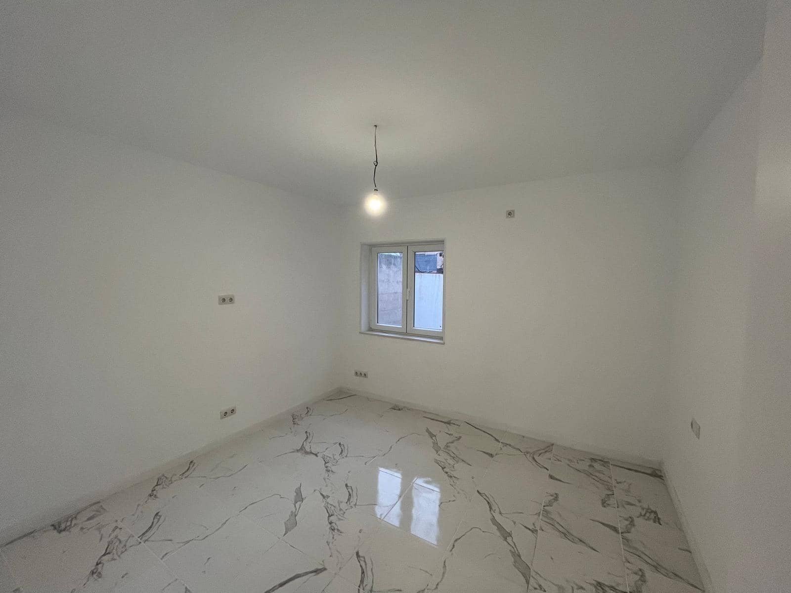 3 bedroom Flat for sale in Alicante / Alacant city - € 156,000 (Ref: 9634187)