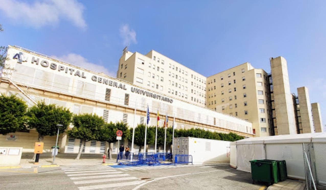 3 bedroom Flat for sale in Alicante / Alacant city - € 156,000 (Ref: 9634187)