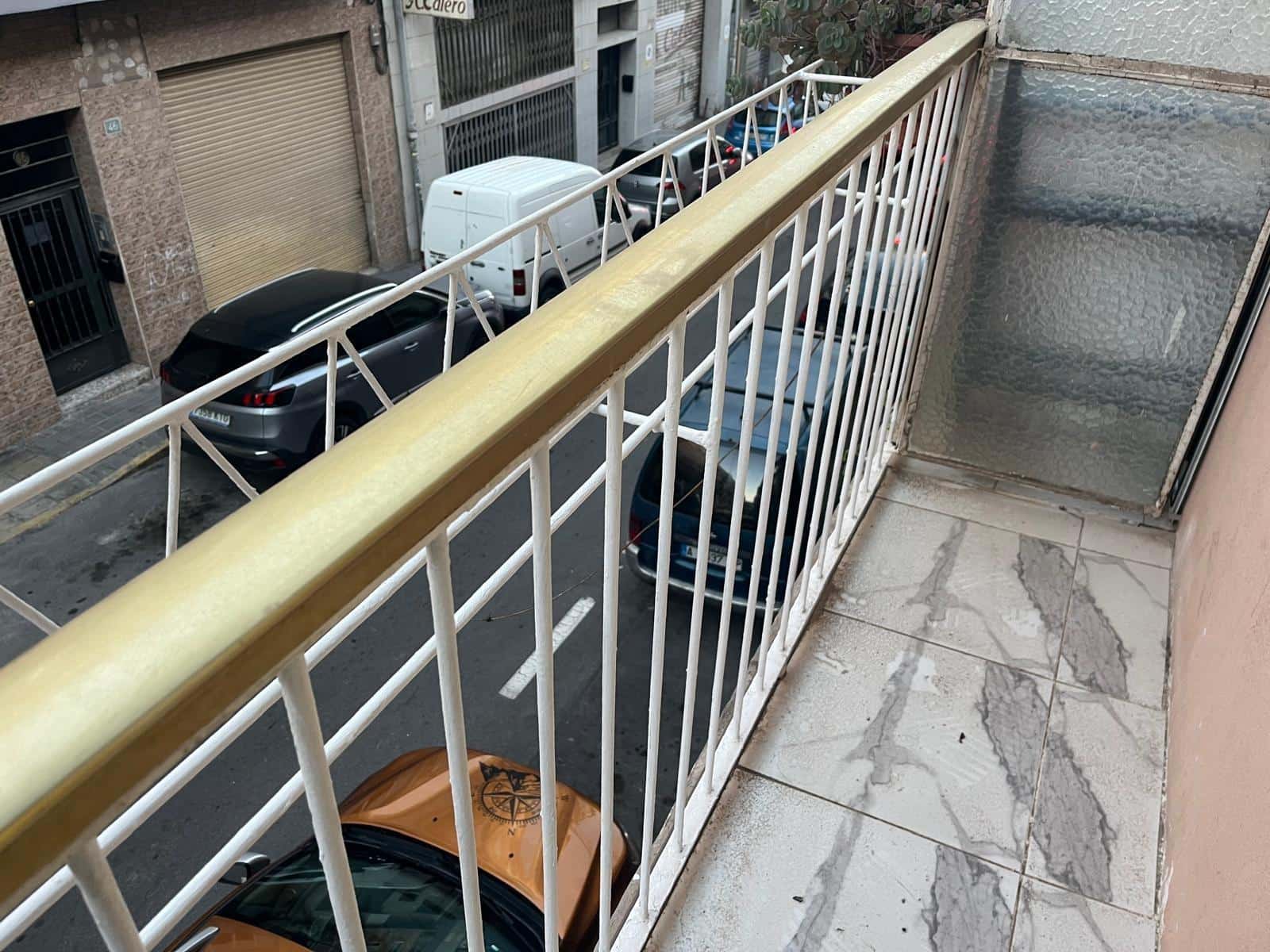 3 bedroom Flat for sale in Alicante / Alacant city - € 156,000 (Ref: 9634187)