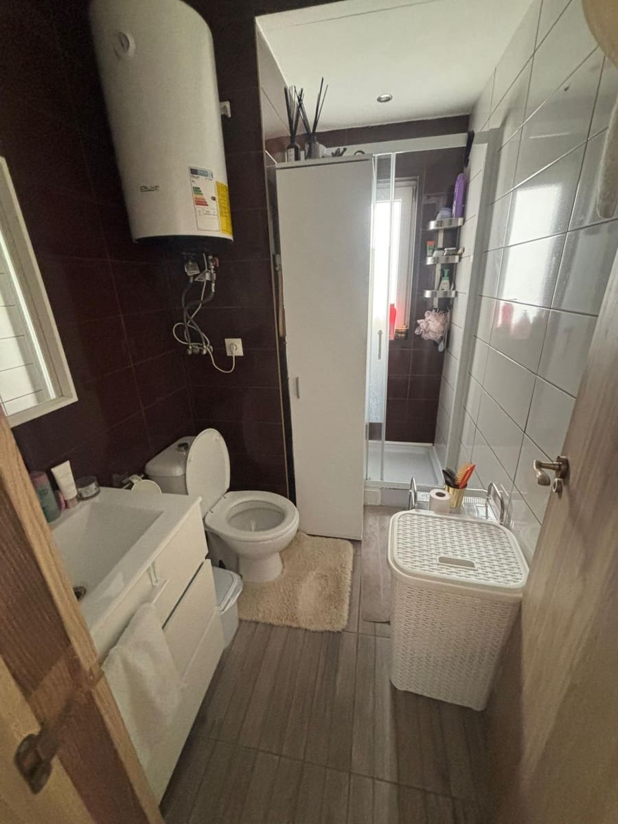 2 soveværelse Lejlighed til salg i Alicante by - € 155.000 (Ref: 9634188)