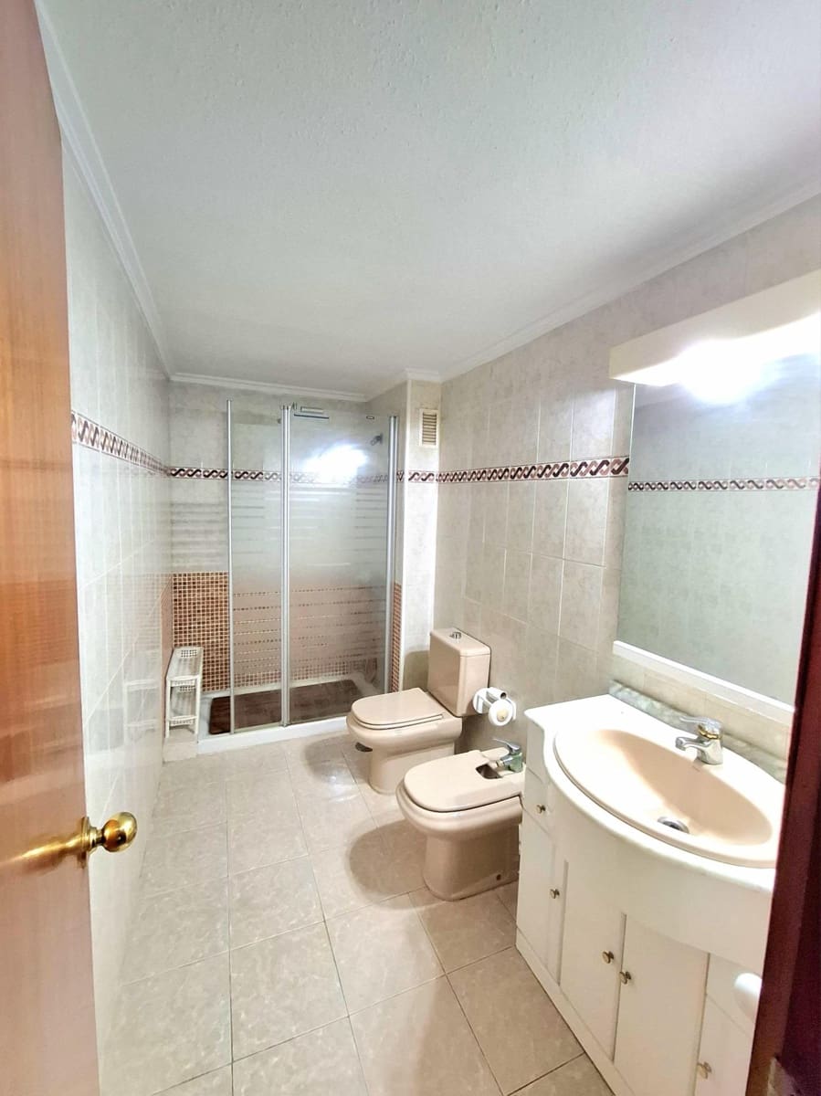 3 sypialnia Mieszkanie na sprzedaż w Miasto Alicante / Alacant z garażem - 198 000 € (Ref: 9634191)