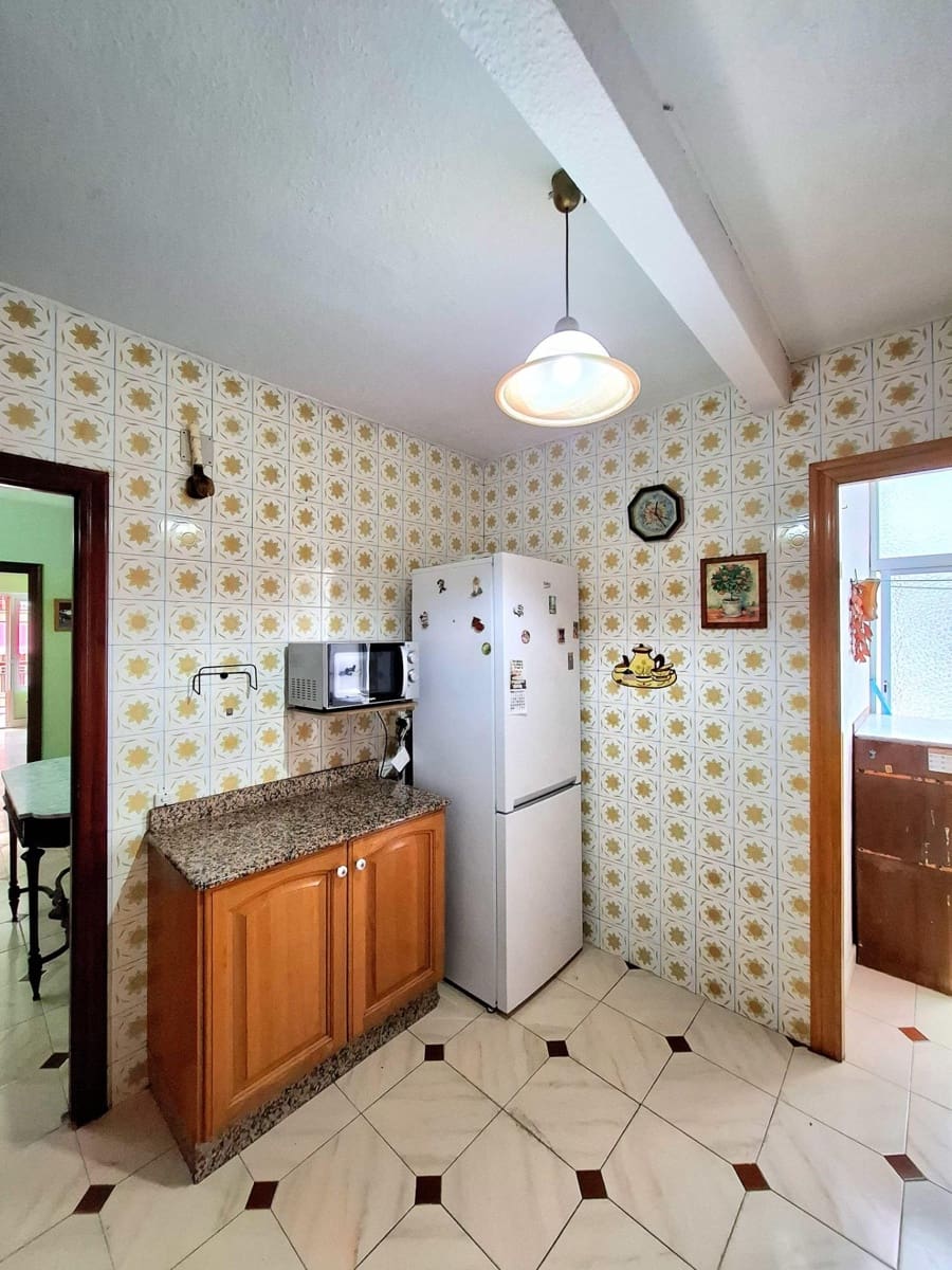 3 sypialnia Mieszkanie na sprzedaż w Miasto Alicante / Alacant z garażem - 198 000 € (Ref: 9634191)