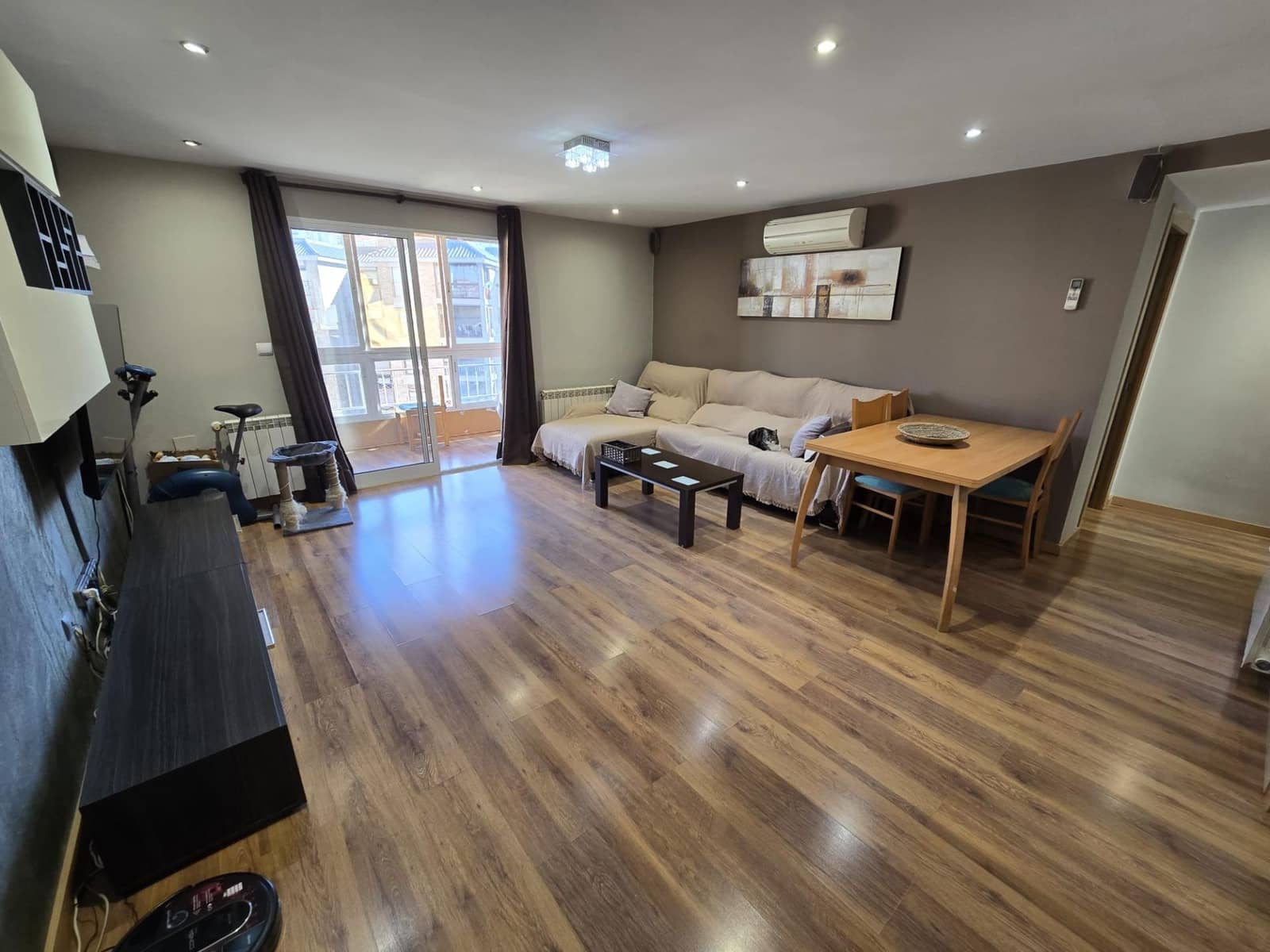 Piso de 3 habitaciones en Alicante / Alacant ciudad en venta - 200.000 € (Ref: 9634192)