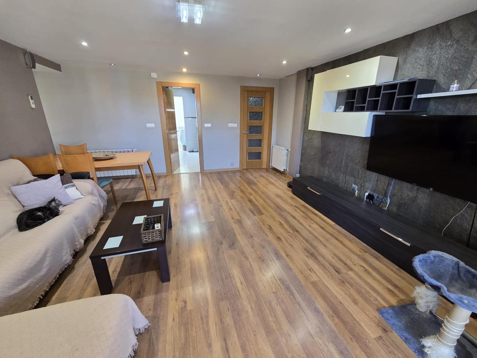 Piso de 3 habitaciones en Alicante / Alacant ciudad en venta - 200.000 € (Ref: 9634192)