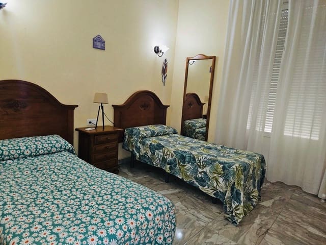 2 slaapkamer Flat te koop in Alicante stad - € 265.000 (Ref: 9634193)