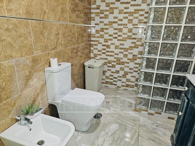 2 slaapkamer Flat te koop in Alicante stad - € 265.000 (Ref: 9634193)