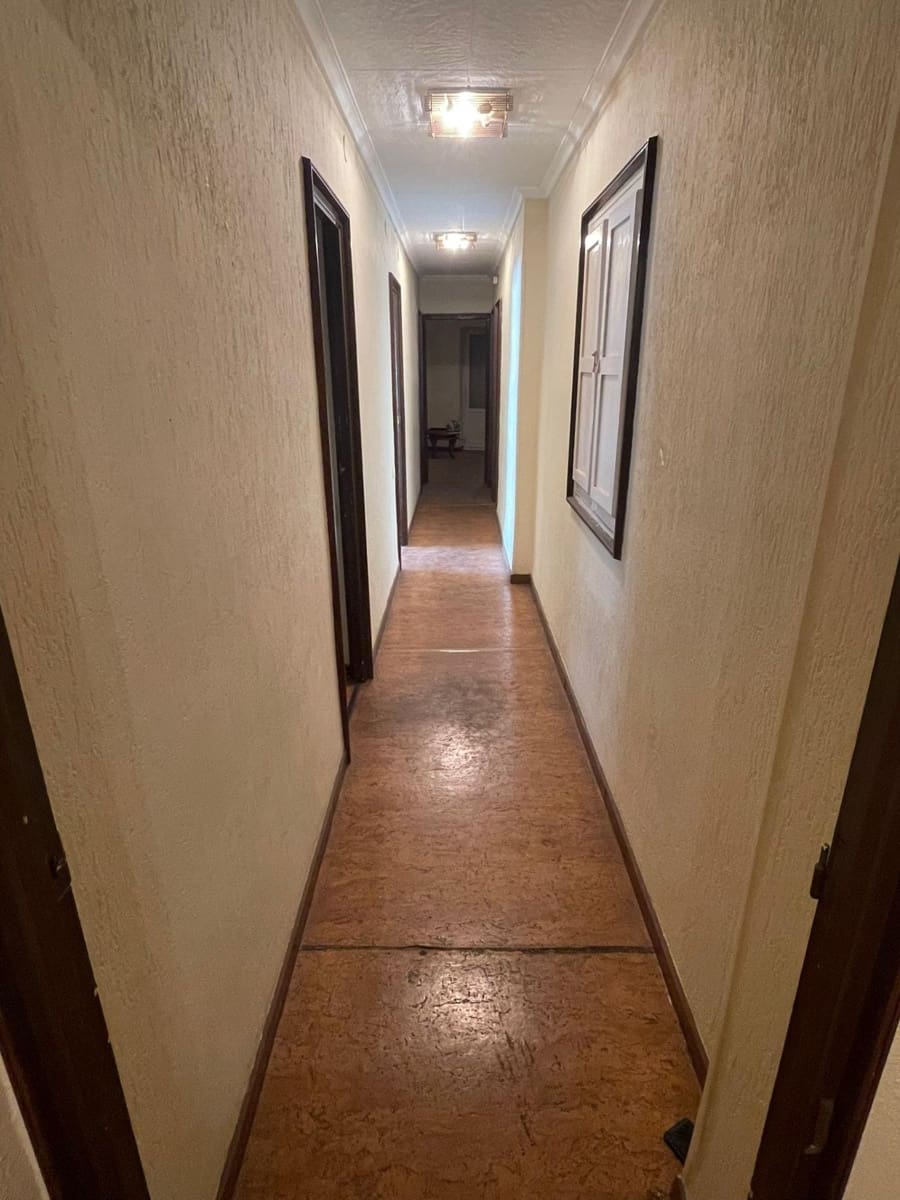 3 bedroom Flat for sale in Alicante / Alacant city - € 155,000 (Ref: 9637521)