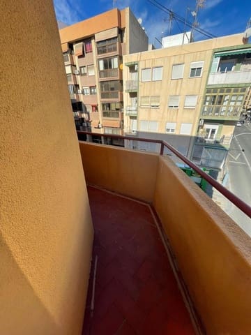 3 bedroom Flat for sale in Carolinas Altas, Alicante / Alacant city - € 155,000 (Ref: 9637521)