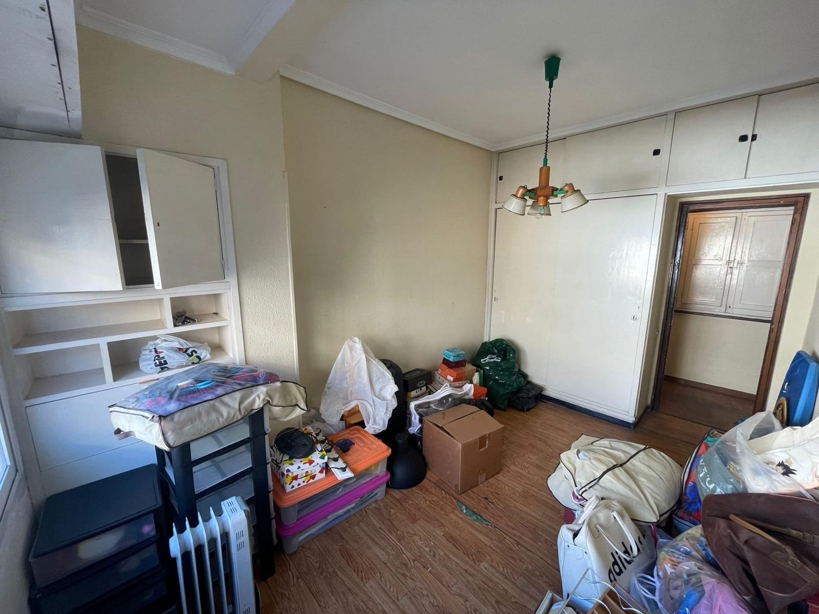 3 bedroom Flat for sale in Alicante / Alacant city - € 155,000 (Ref: 9637521)