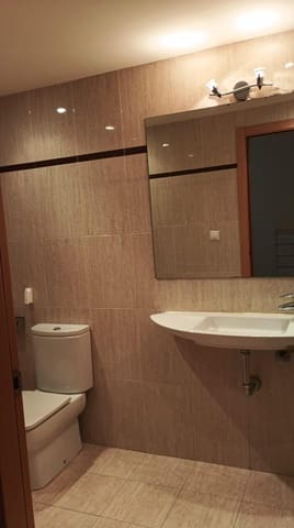 2 Zimmer Wohnung zu verkaufen in Alicante / Alacant Stadt - 182.000 € (Ref: 9637522)