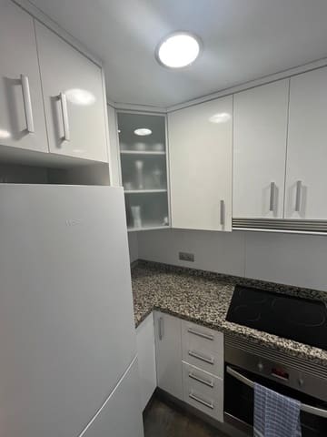 2 Zimmer Wohnung zu verkaufen in Carolinas Altas, Alicante / Alacant Stadt - 157.000 € (Ref: 9644976)