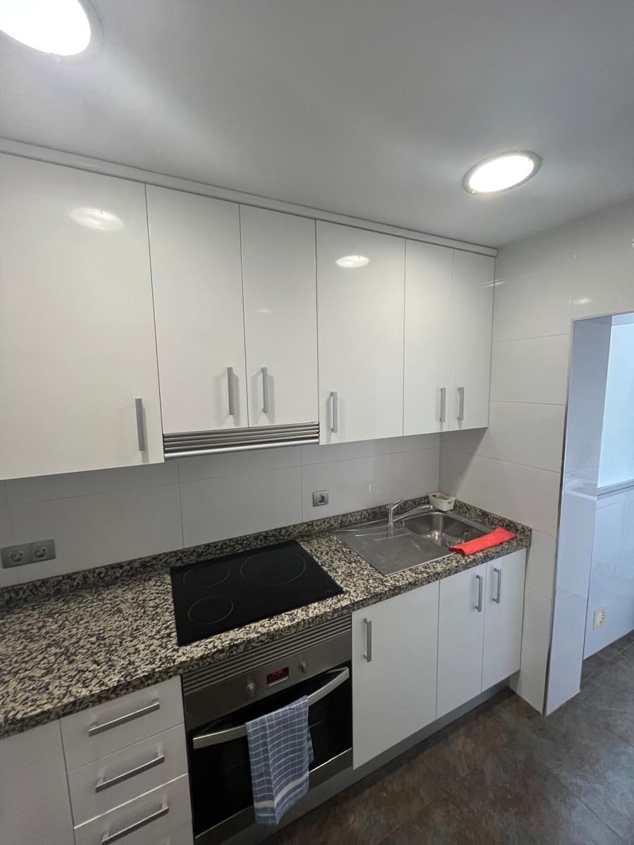 2 Zimmer Wohnung zu verkaufen in Alicante / Alacant Stadt - 157.000 € (Ref: 9644976)