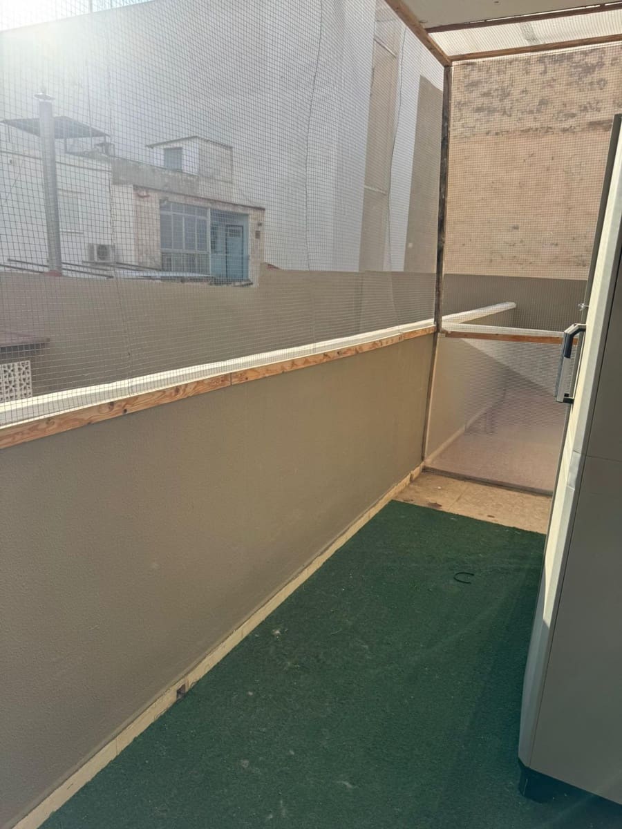 4 bedroom Villa for sale in Alicante / Alacant city with garage - € 590,000 (Ref: 9656045)