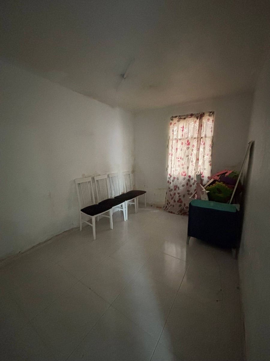 2 soverom Leilighet til salgs i Alicante by - € 59 000 (Ref: 9738525)