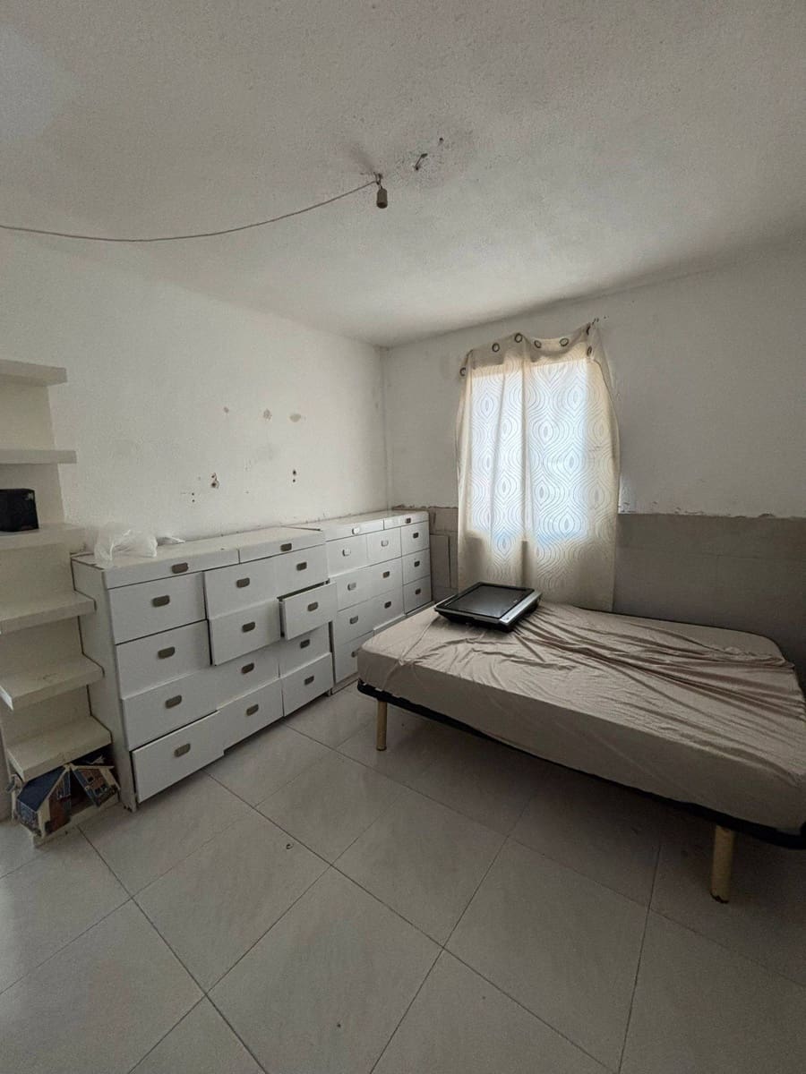 2 soverom Leilighet til salgs i Alicante by - € 59 000 (Ref: 9738525)