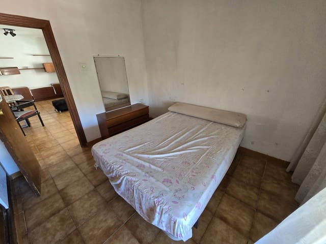 2 sovrum Lägenhet till salu i Alicante stad - 85 000 € (Ref: 9738526)