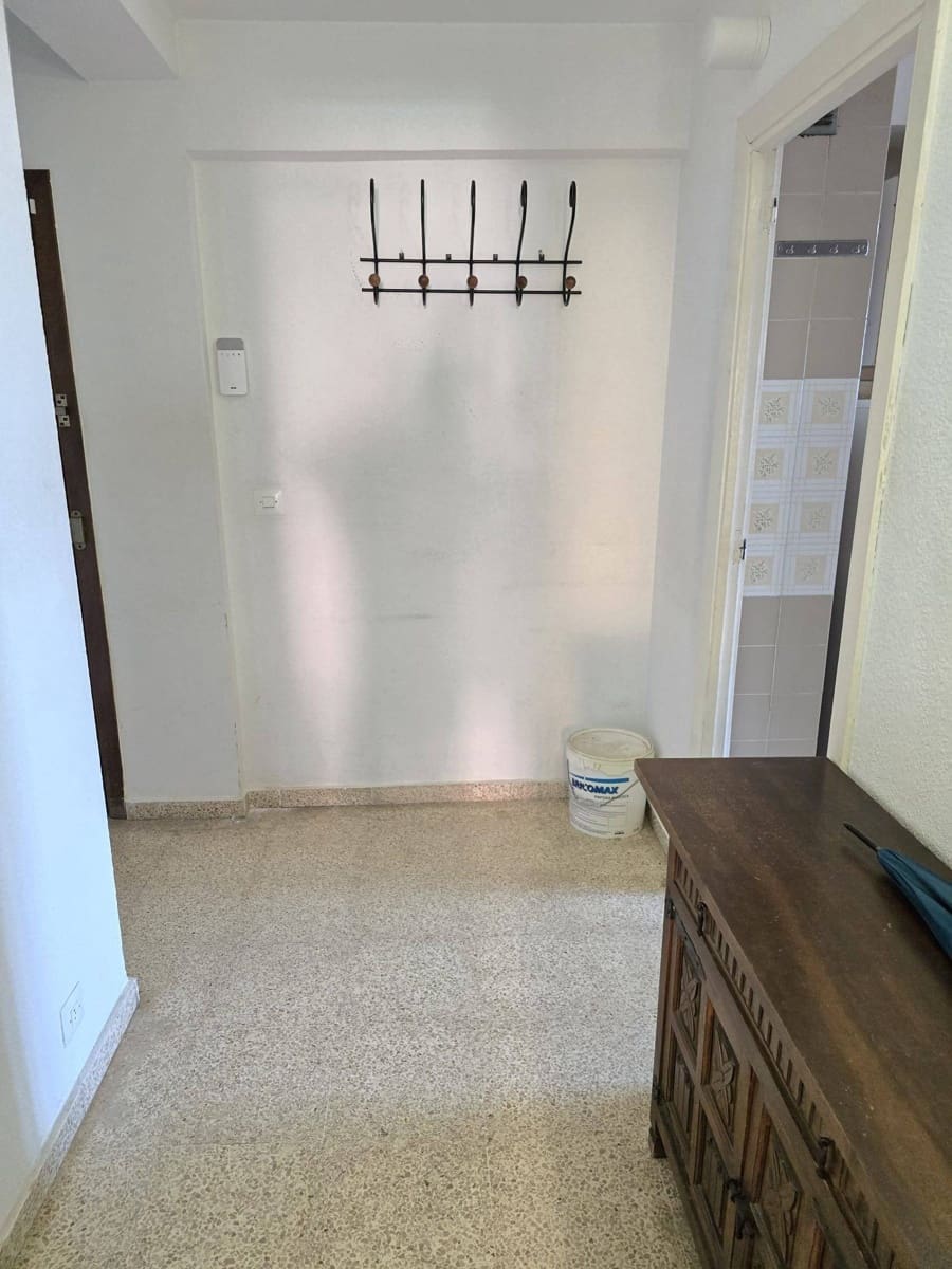 3 soverom Leilighet til salgs i Alicante by med garasje - € 199 000 (Ref: 9761946)