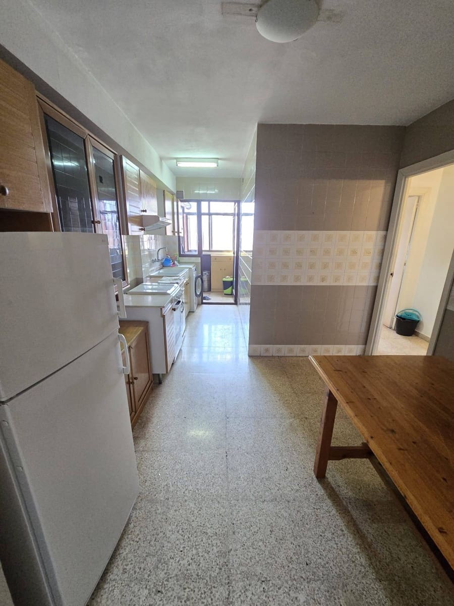 3 soverom Leilighet til salgs i Alicante by med garasje - € 199 000 (Ref: 9761946)