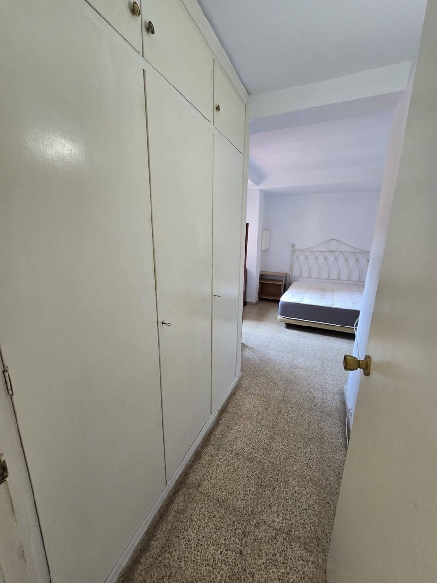 3 soverom Leilighet til salgs i Alicante by med garasje - € 199 000 (Ref: 9761946)