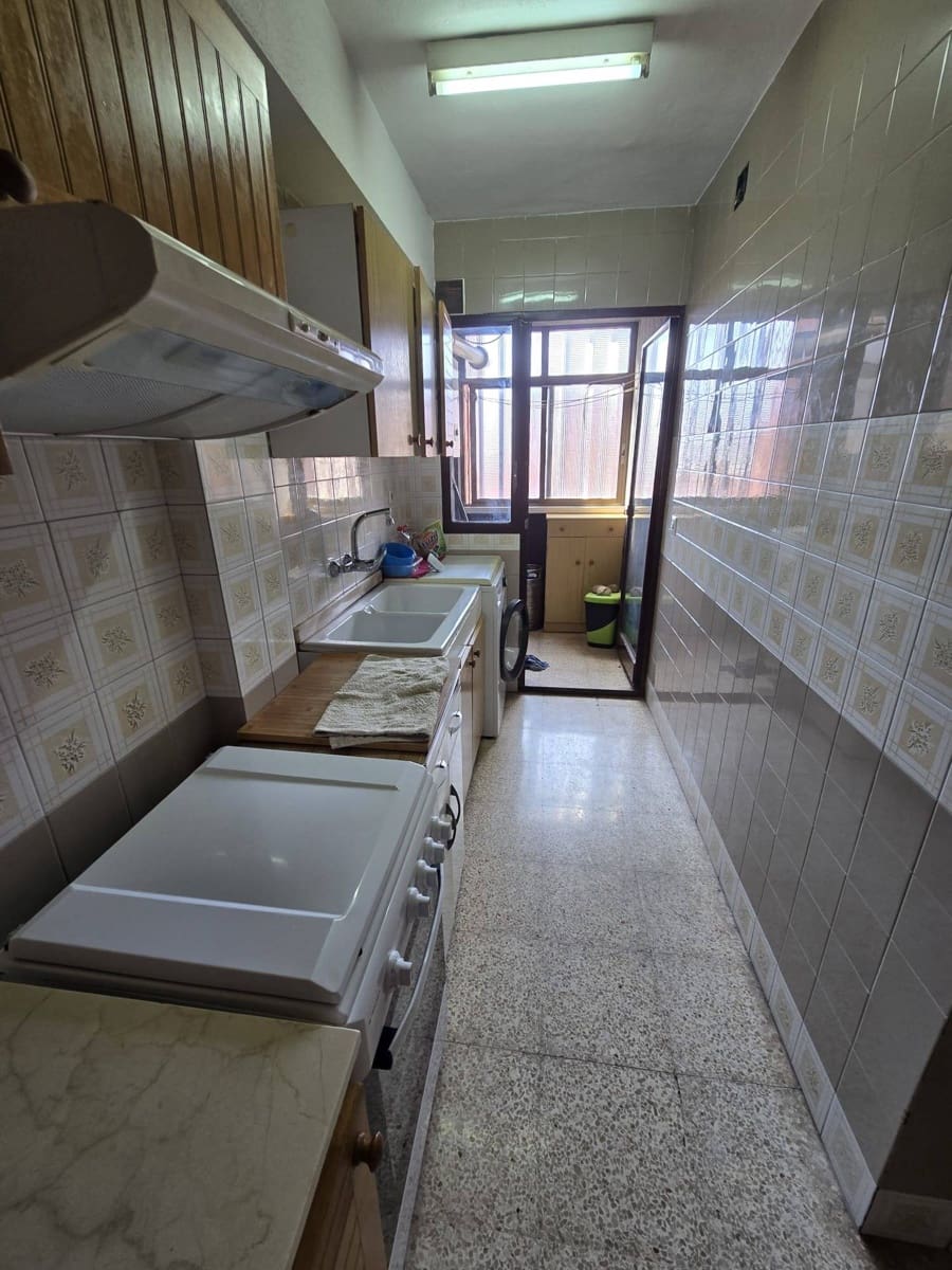 3 soverom Leilighet til salgs i Alicante by med garasje - € 199 000 (Ref: 9761946)