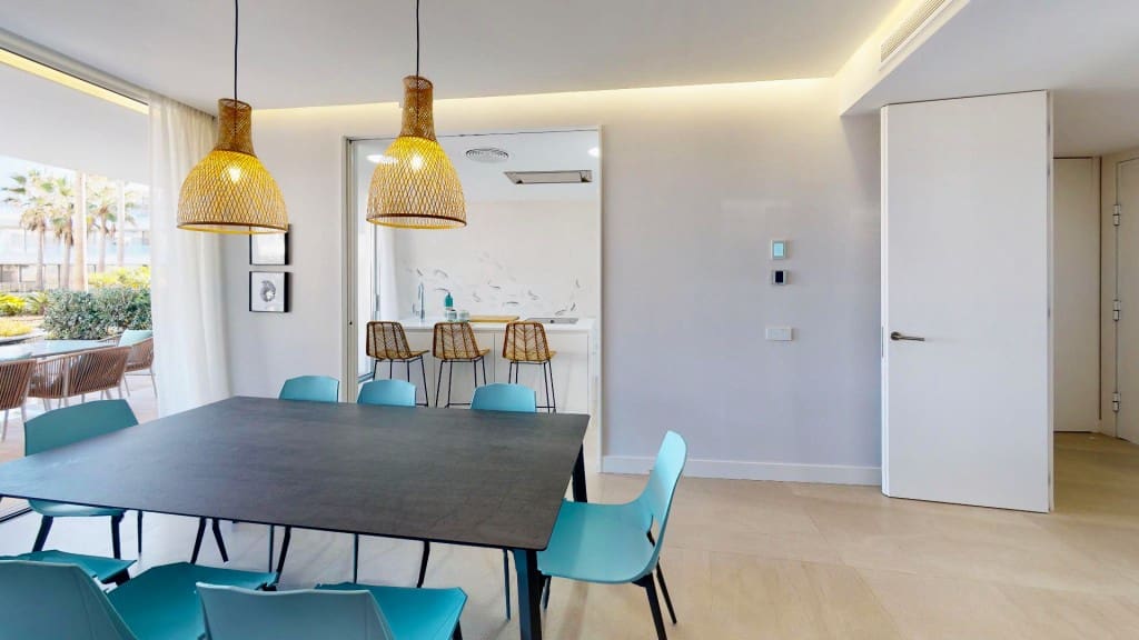 2 Zimmer Apartment zu verkaufen in Estepona mit Pool - 850.000 € (Ref: 7838835)