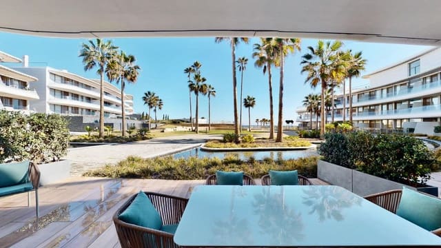 2 Zimmer Apartment zu verkaufen in Estepona mit Pool - 850.000 € (Ref: 7838835)