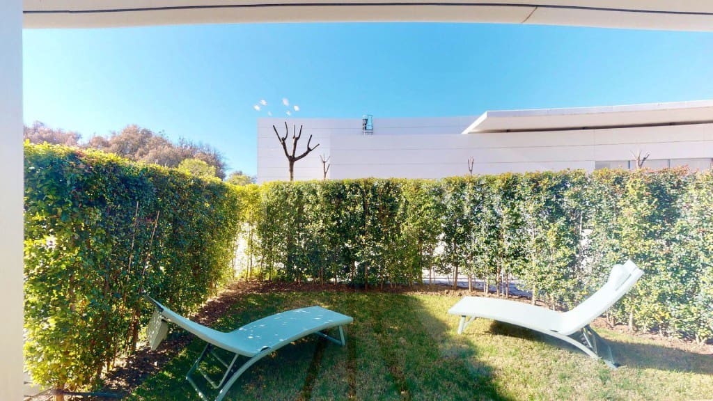 2 Zimmer Apartment zu verkaufen in Estepona mit Pool - 850.000 € (Ref: 7838835)