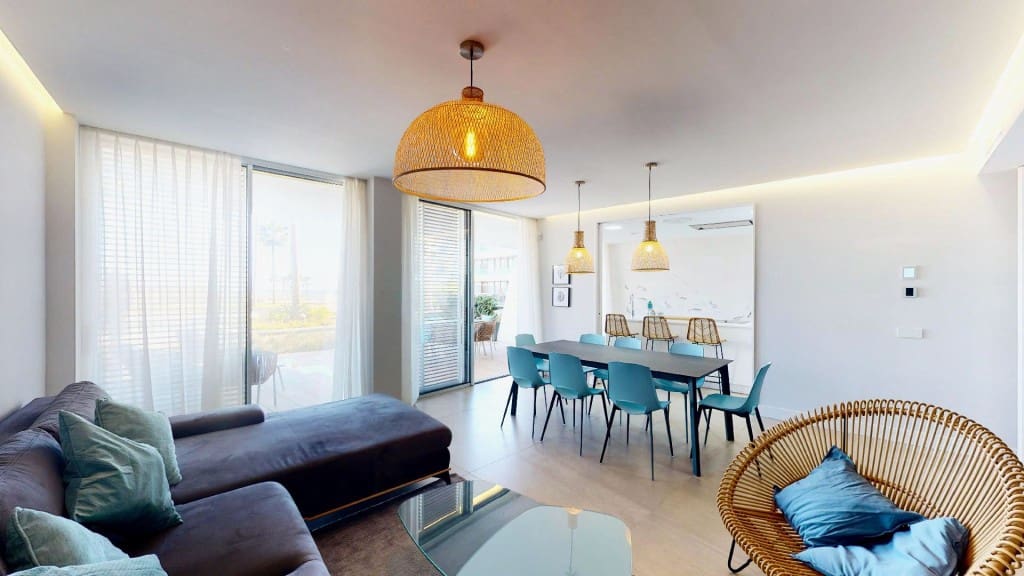 2 Zimmer Apartment zu verkaufen in Estepona mit Pool - 850.000 € (Ref: 7838835)