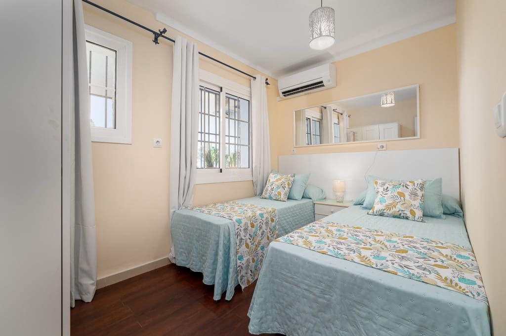 3 sovrum Hus till salu i Nerja med pool - 320 000 € (Ref: 8494934)