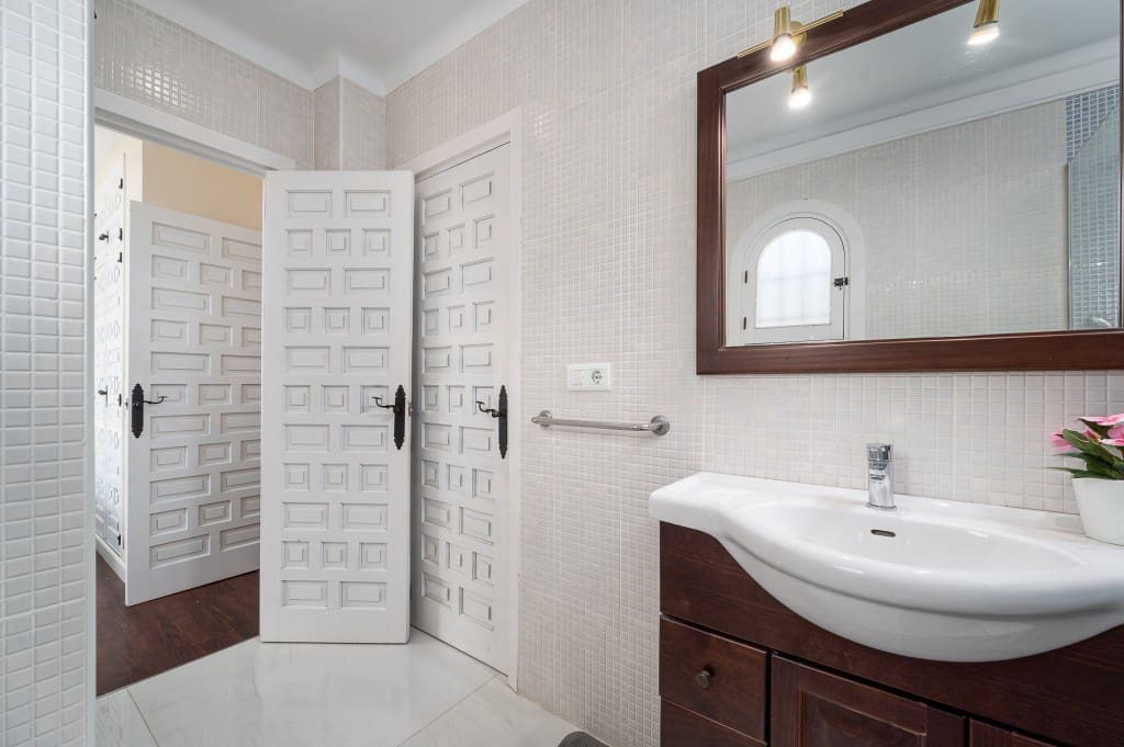 3 sovrum Hus till salu i Nerja med pool - 320 000 € (Ref: 8494934)