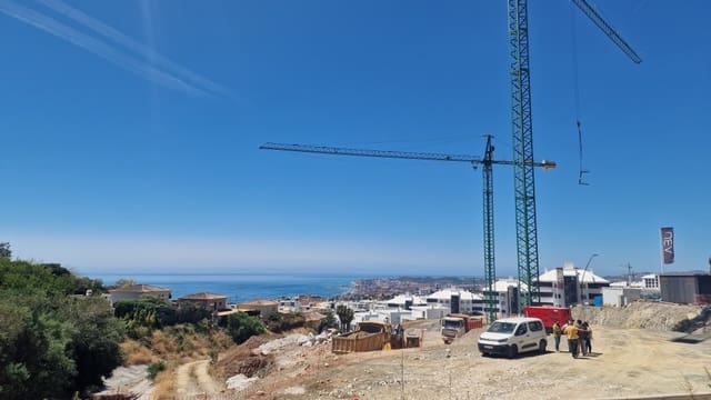 3 makuuhuone Huoneisto myytävänä paikassa Benalmádena mukana uima-altaan - 999 000 € (Ref: 8504116)