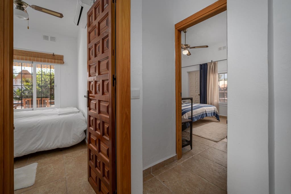 3 slaapkamer Villa te koop in Velez-Malaga met zwembad garage - € 495.000 (Ref: 8703581)