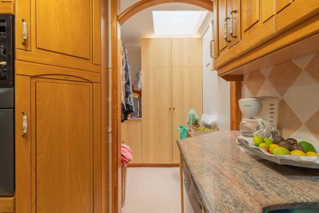 2 soverom Kjedet enebolig til salgs i Estepona - € 449 000 (Ref: 8709002)