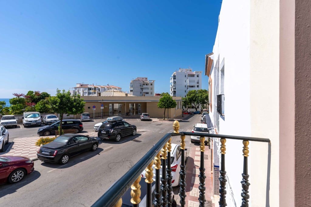 2 soverom Kjedet enebolig til salgs i Estepona - € 449 000 (Ref: 8709002)