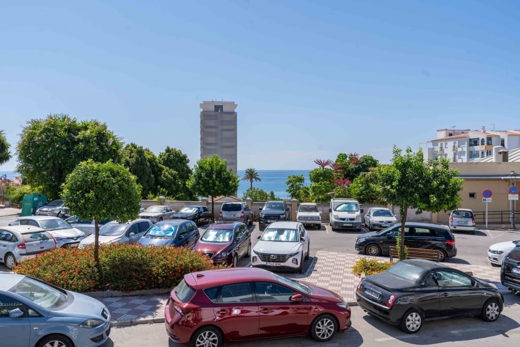 2 soverom Kjedet enebolig til salgs i Estepona - € 449 000 (Ref: 8709002)