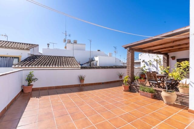 2 slaapkamer Huis te koop in Estepona - € 587.000 (Ref: 8797318)