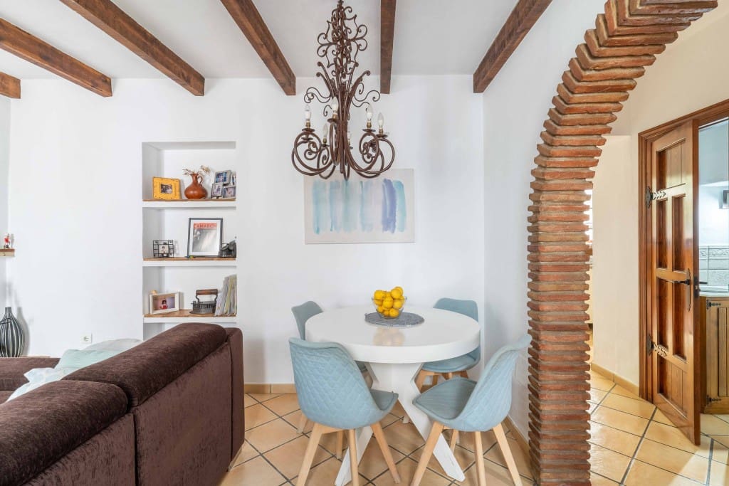 2 slaapkamer Huis te koop in Estepona - € 587.000 (Ref: 8797318)