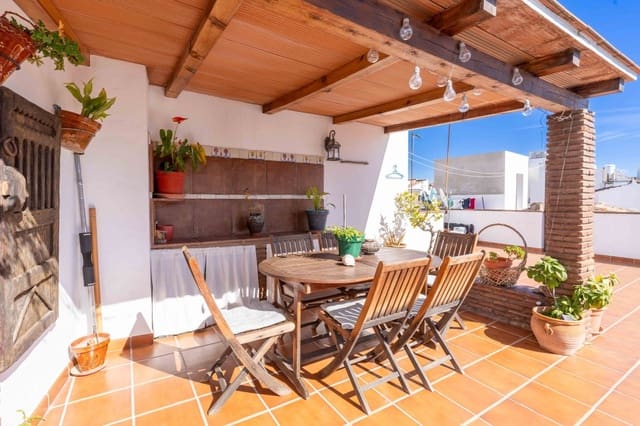 2 slaapkamer Huis te koop in Estepona - € 587.000 (Ref: 8797318)
