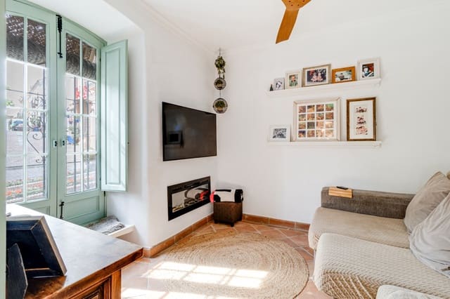 3 soveværelse Byhus til salg i Estepona - € 995.000 (Ref: 8838304)