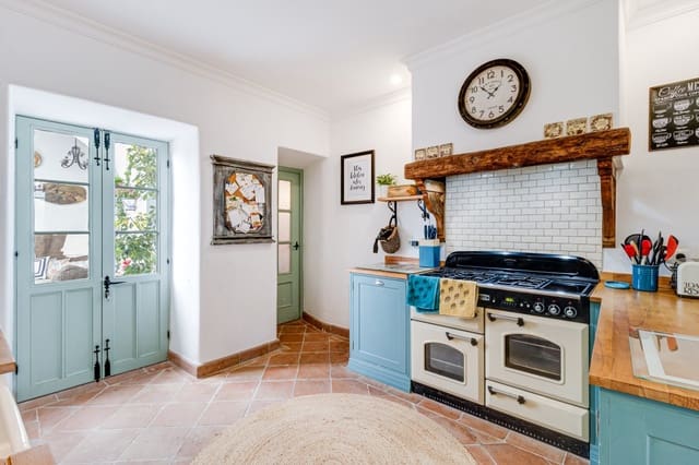 3 soveværelse Byhus til salg i Estepona - € 995.000 (Ref: 8838304)